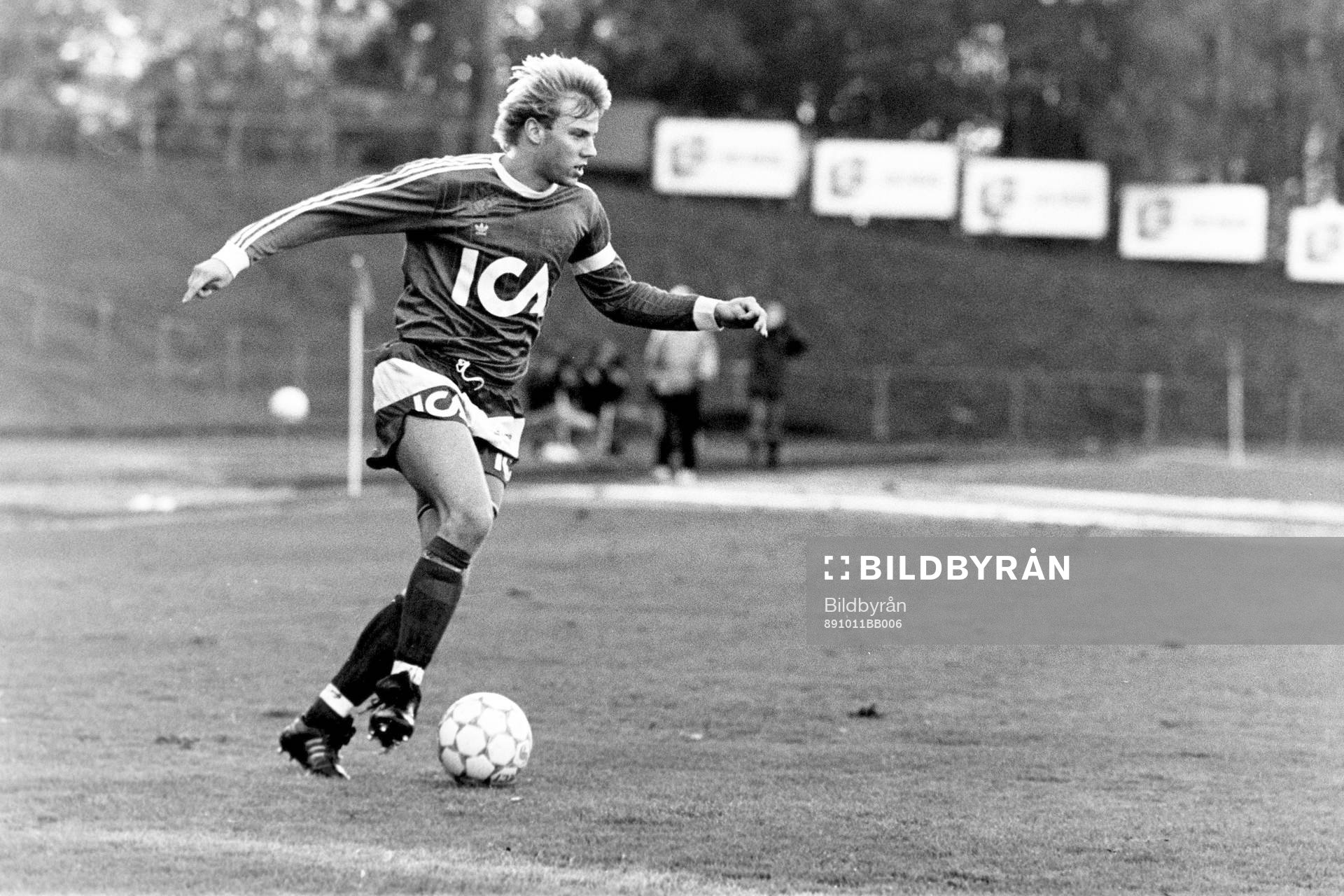 Fotboll, Div 1 Södra, Bromölla - Öster, 0-2: Hans Eklund, Öster.