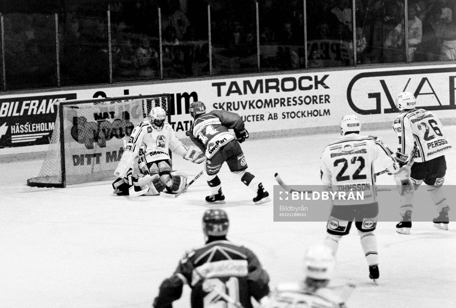 Per Wallin, Tyringe framför Fredrik Josefsson, målvakt i