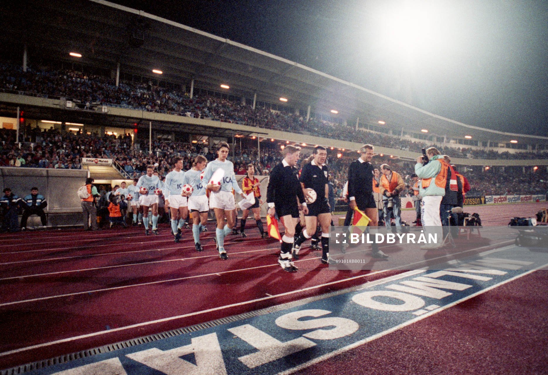 Per Ågren leder Malmö in på Malmö Stadion
