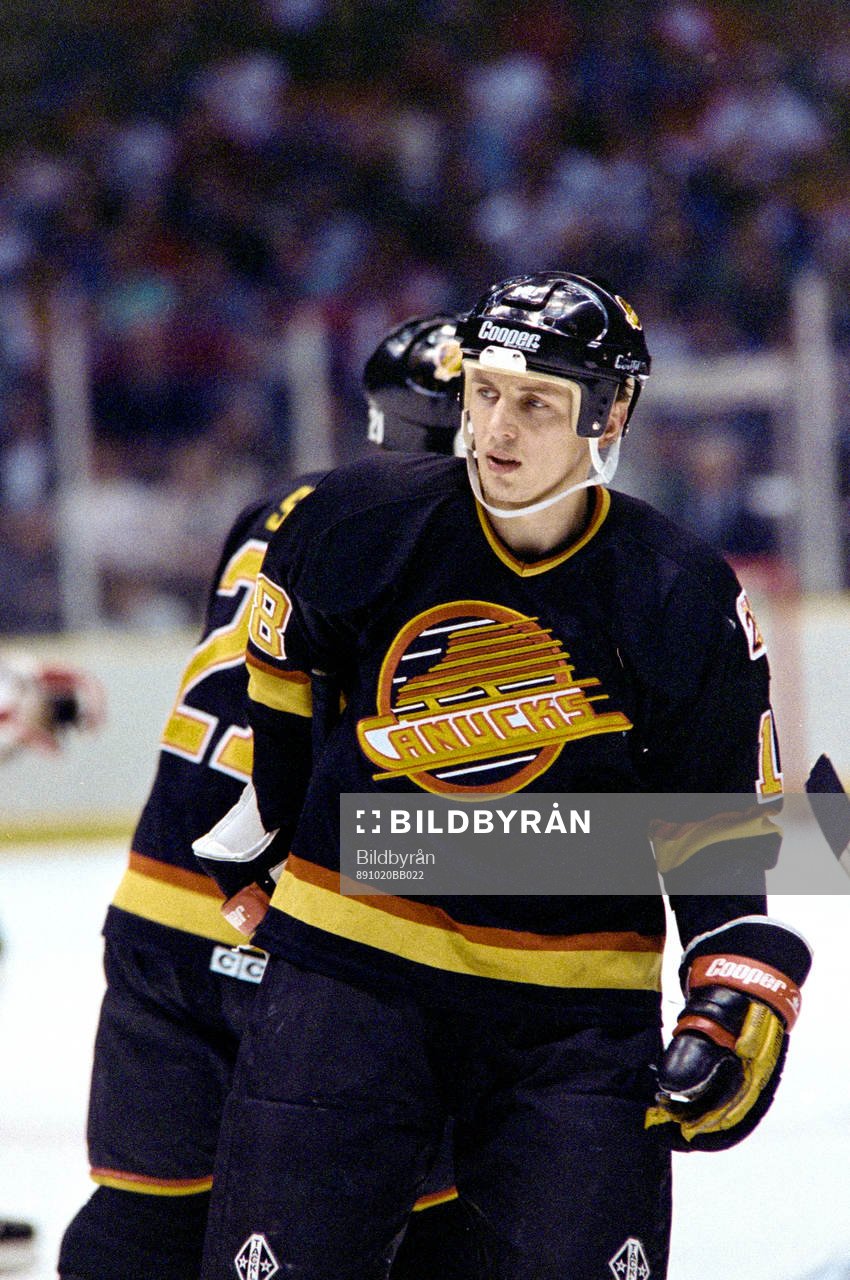 Igor Larionov, Vancouver