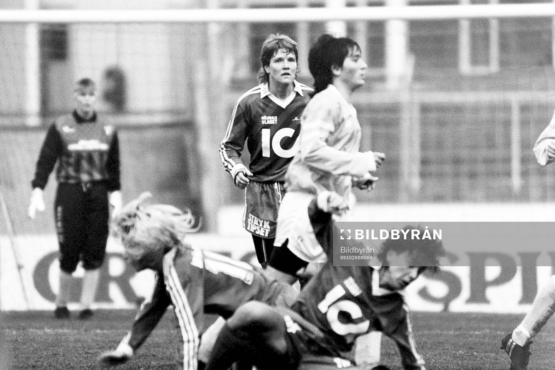 Pia Sundhage, Jitex