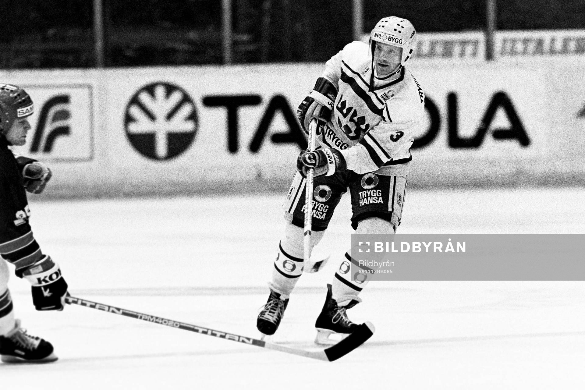 Tomas Jonsson,  Sverige