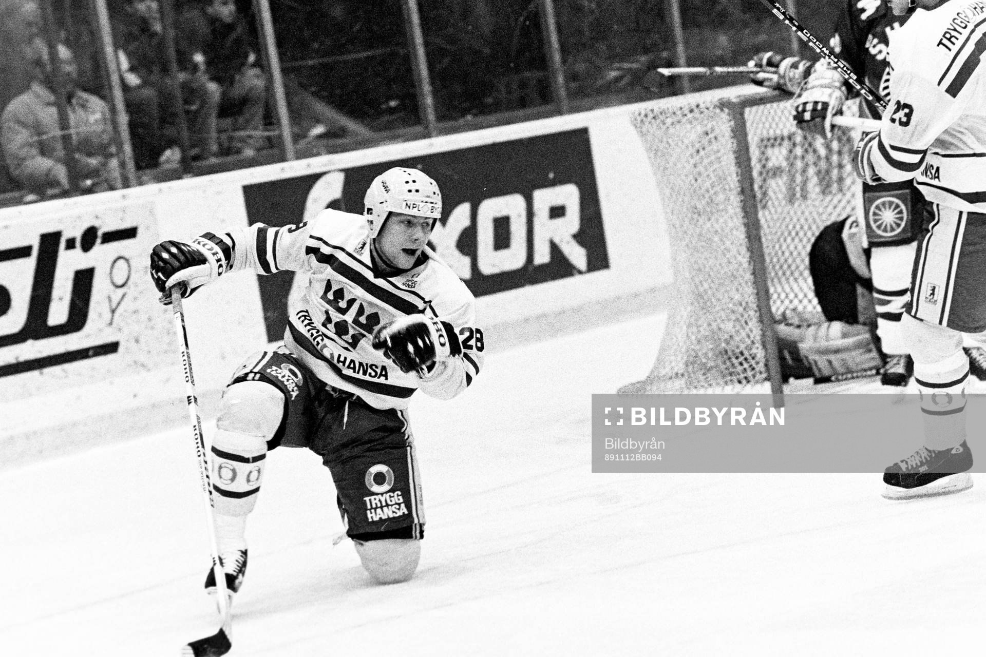 Thomas Bjuhr, Sverige gör mål på Finland