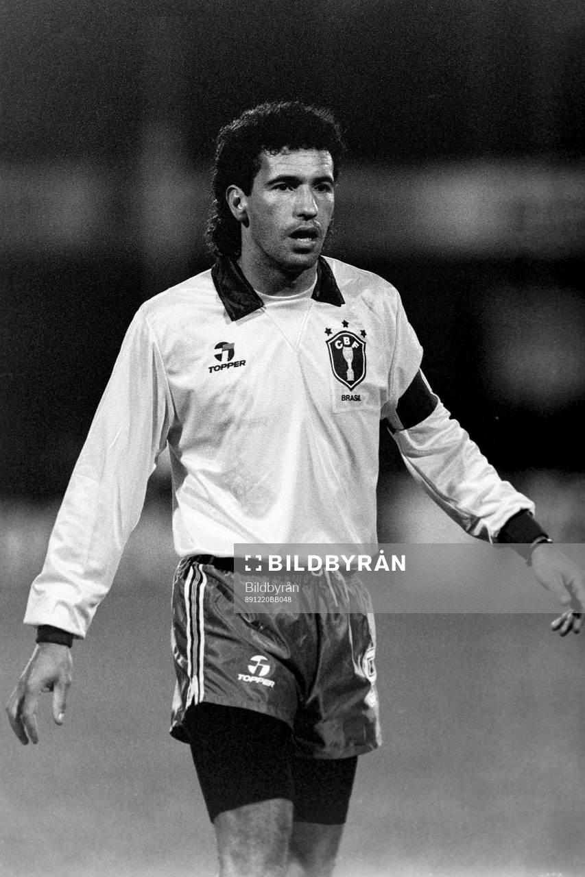Fotboll, Holland - Brasilien: Careca, Brasilien.