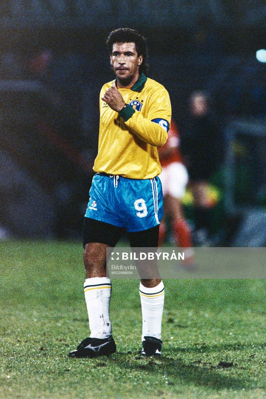 Fotboll, Holland - Brasilien: Careca, Brasilien.