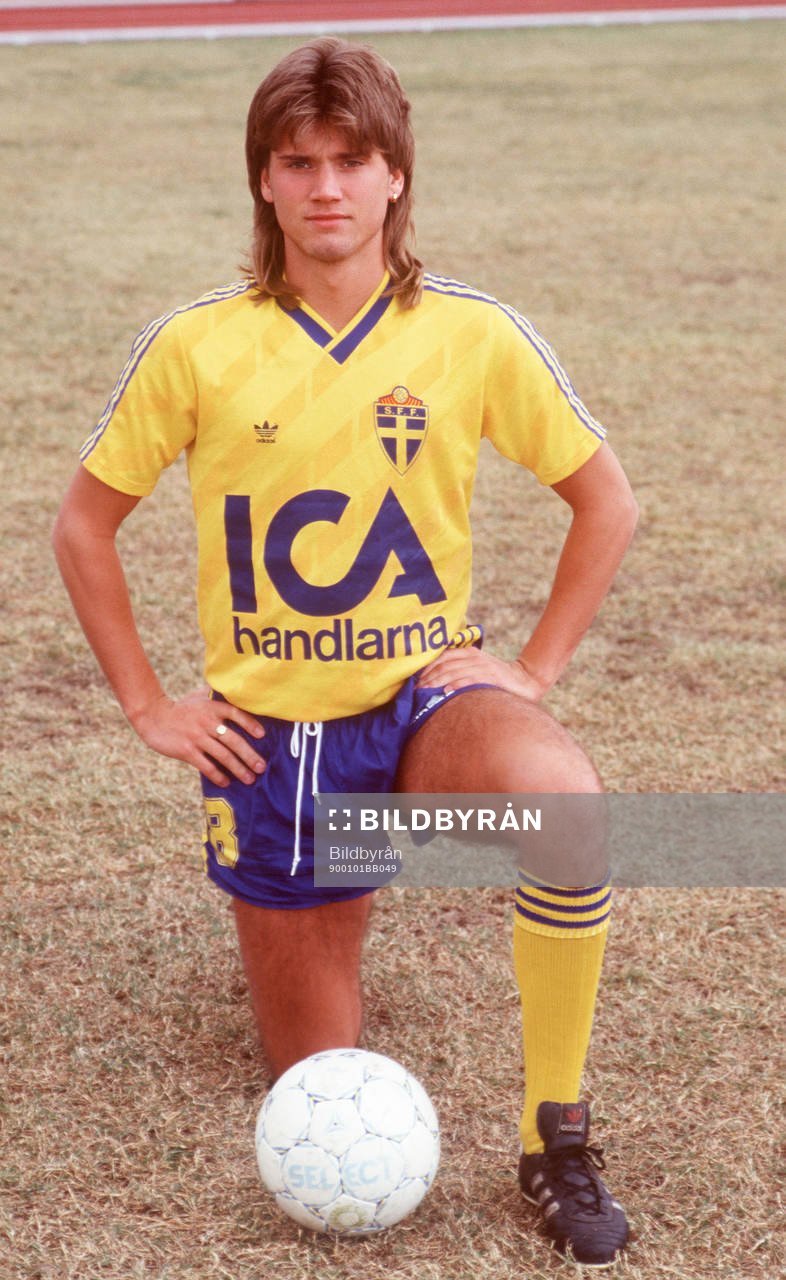 Jonny Rödlund,  Sverige