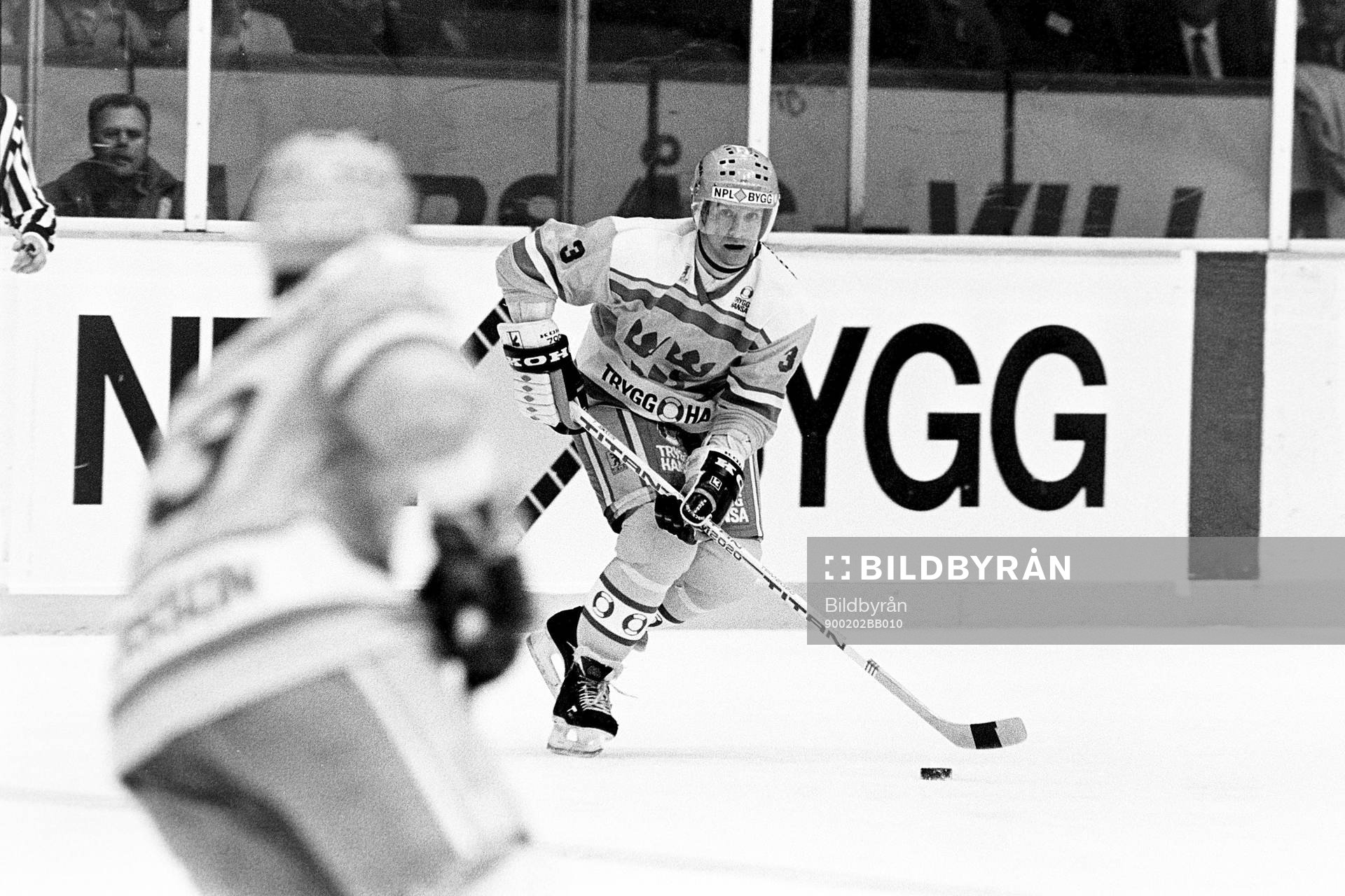 Tomas Jonsson, Sverige