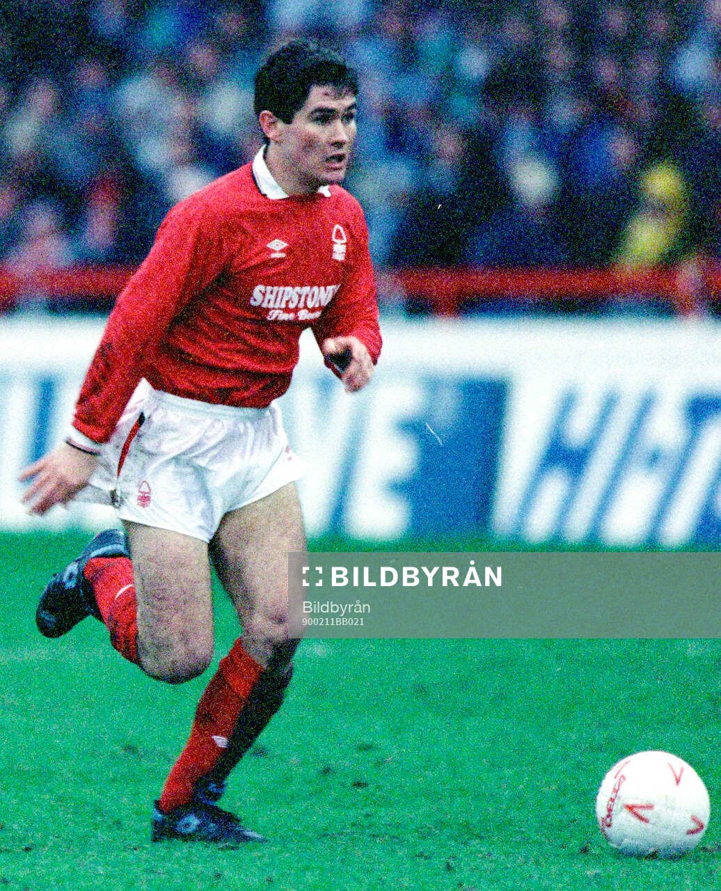Football, League Cup, England 1989-1990, Semifinal, Nottingham Forest - Coventry: Nigel Clough of Nottingham Forest.