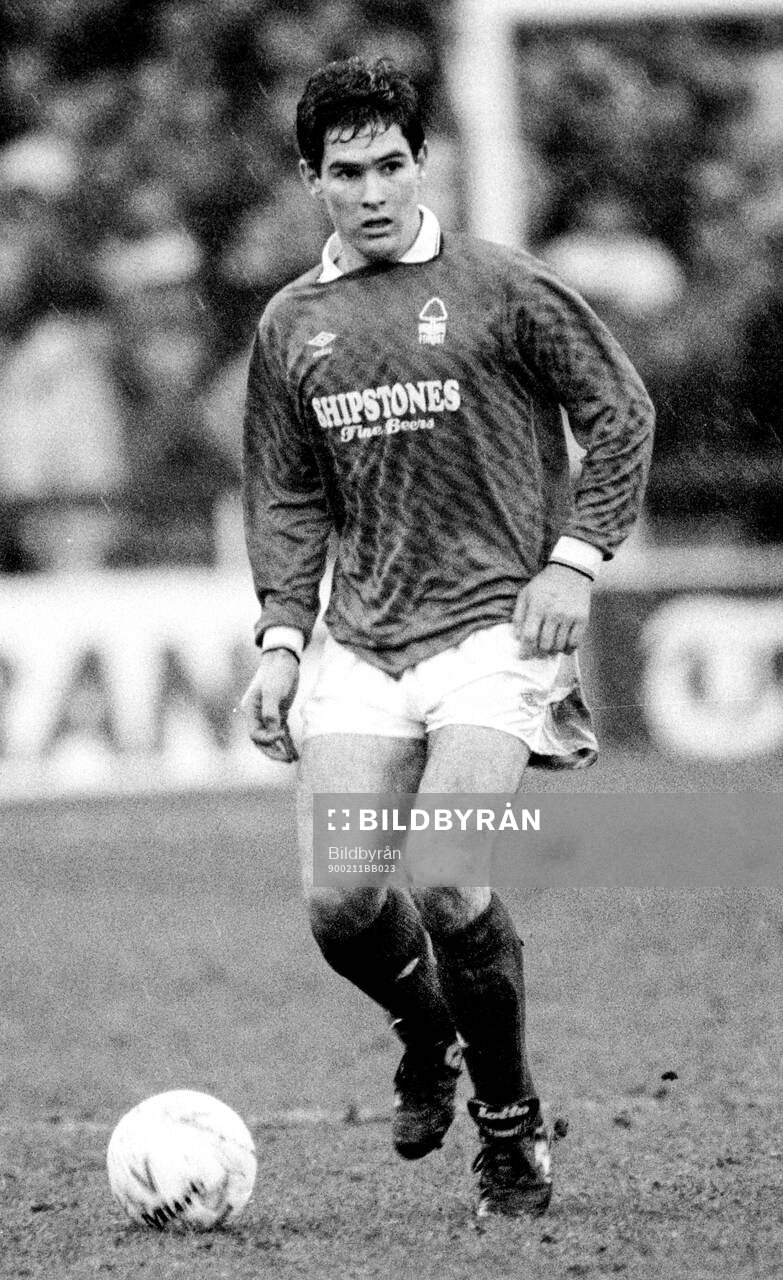 Football, League Cup, England 1989-1990, Semifinal, Nottingham Forest - Coventry: Nigel Clough of Nottingham Forest.
