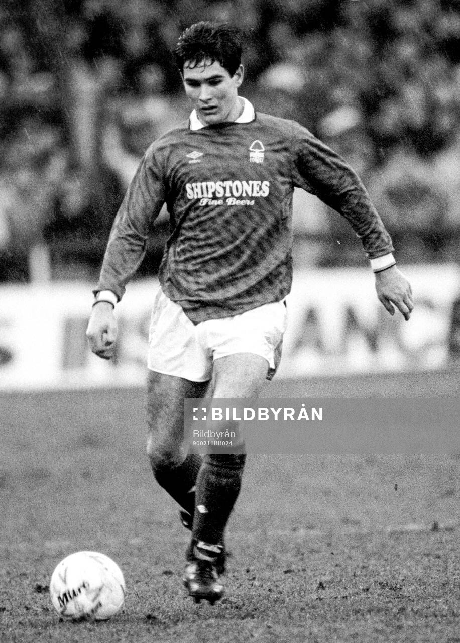 Football, League Cup, England 1989-1990, Semifinal, Nottingham Forest - Coventry: Nigel Clough of Nottingham Forest.