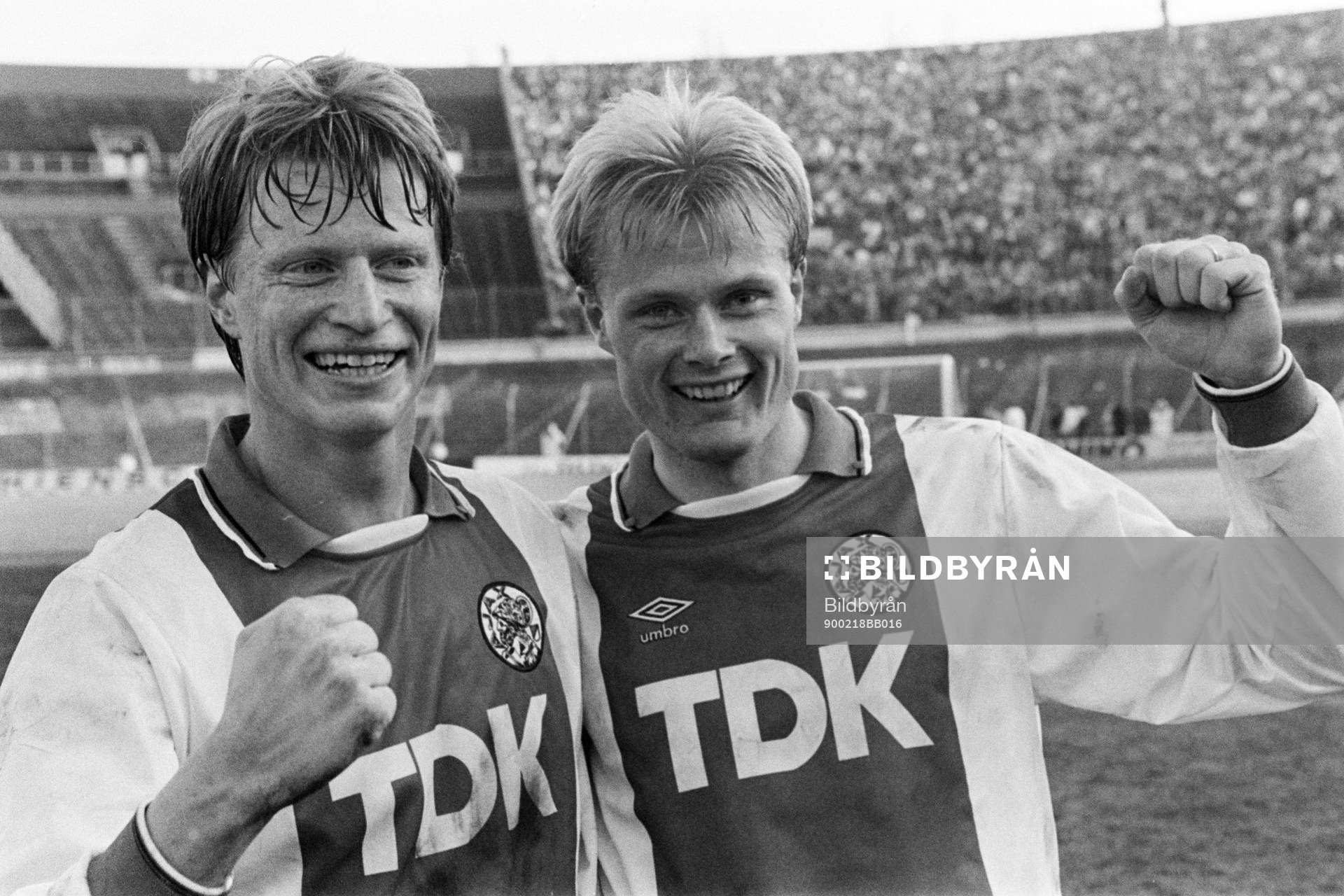 Stefan Pettersson och Peter Larsson, Ajax jublar