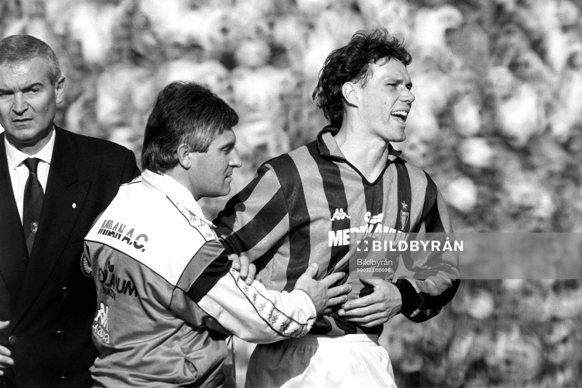 Fotboll, Serie A, Juventus - Milan, 3-0: Van Basten, Milan.