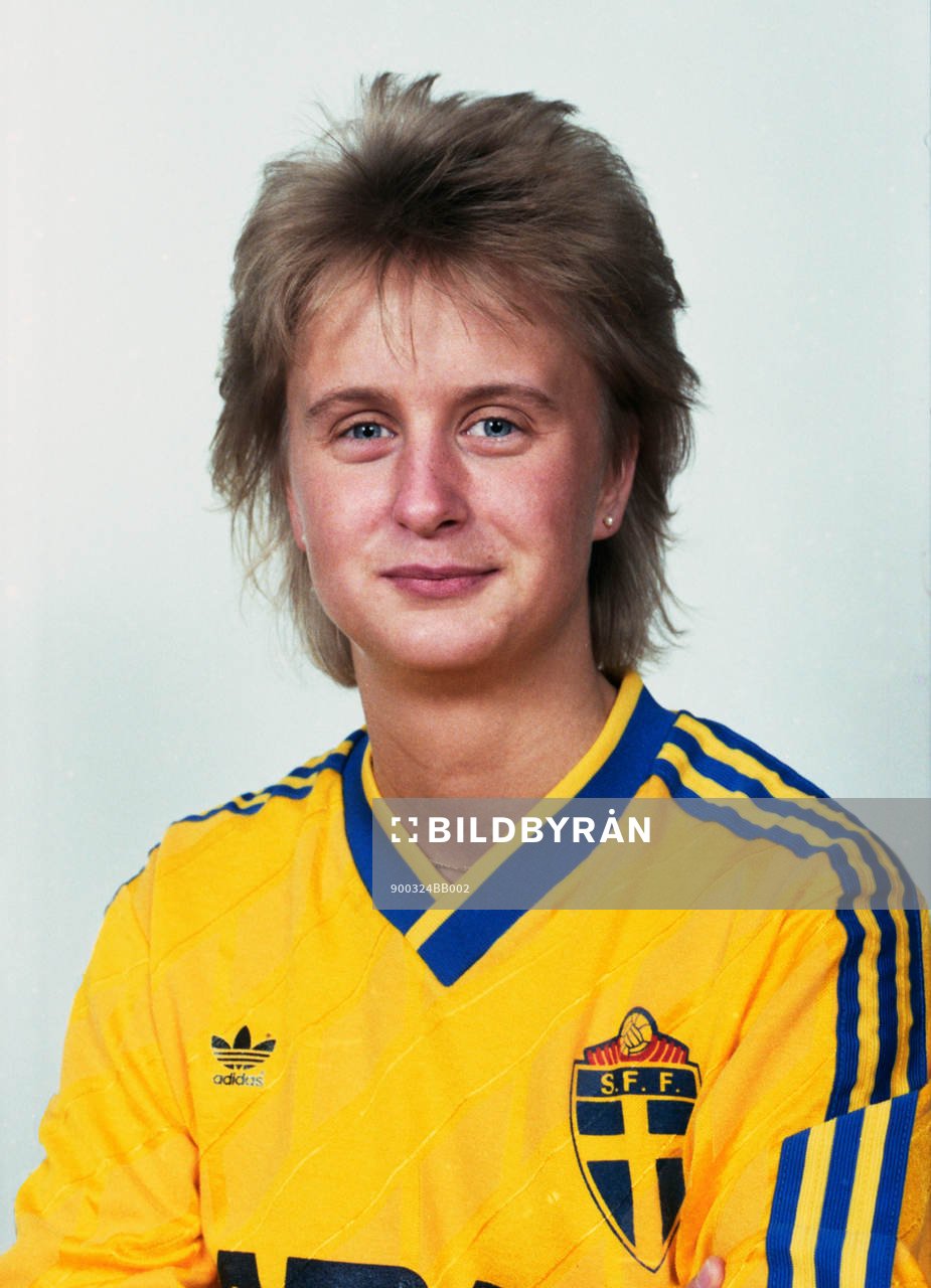Malin Lundgren, Sverige