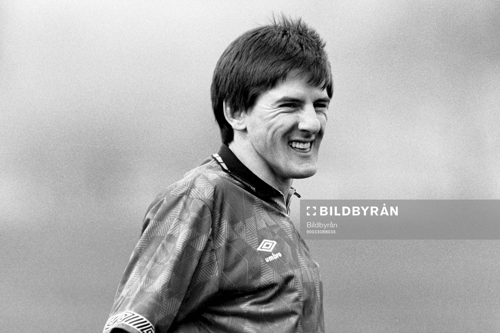 Fotboll, VM, England, förhands: Peter Beardsley och Paul Gascoigne.