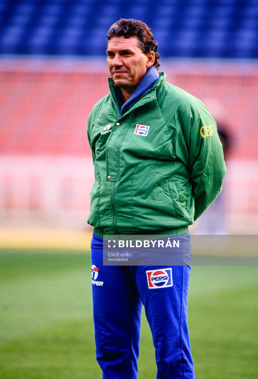 förbundskapten Sebastiao Lazaroni. Football, FIFA World