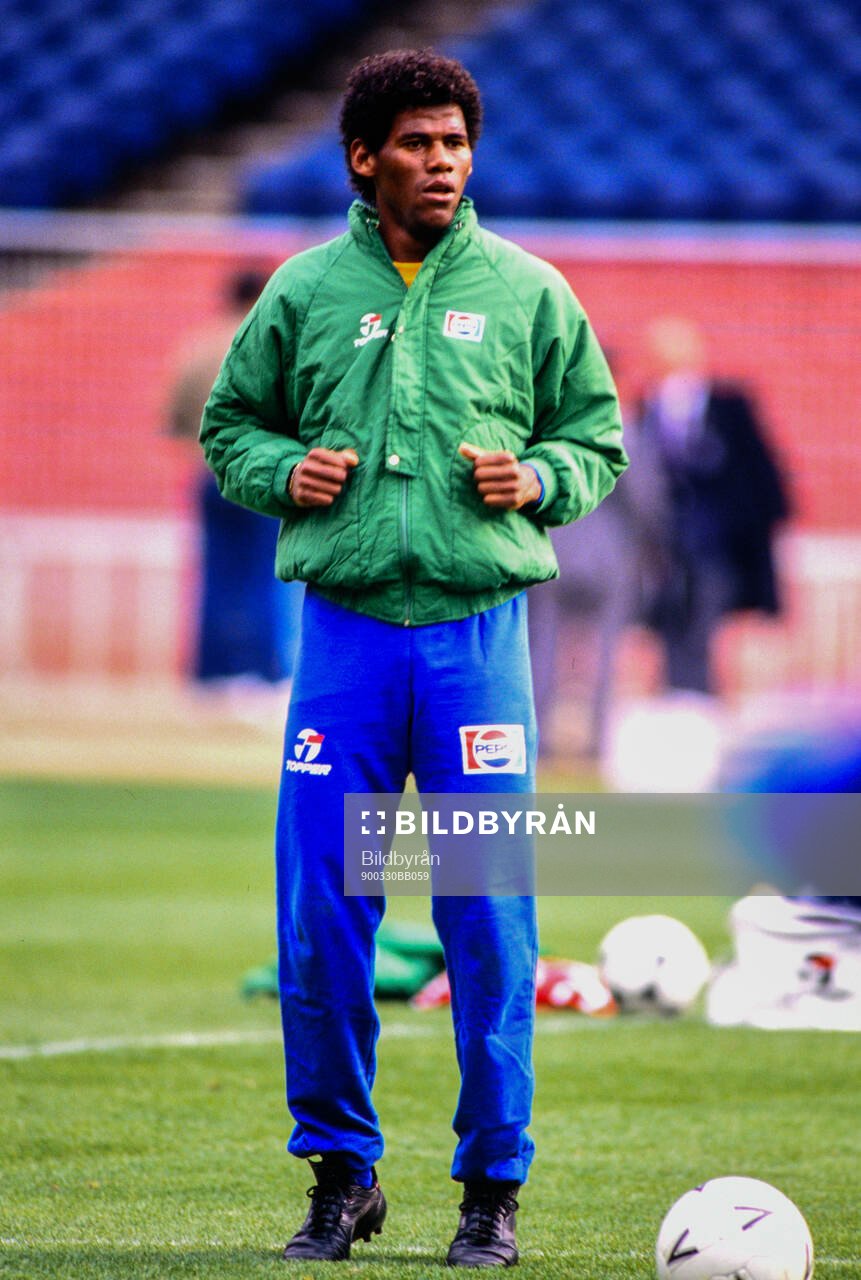 Aldair. Football, FIFA World Cup 1990, Brazil, training