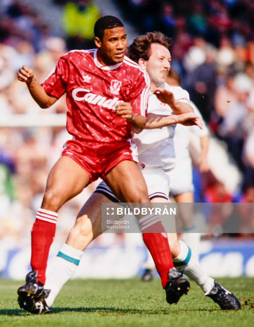 Football, England, Barclays League Division 1, Liverpool - Southampton: Liverpools John Barnes, Southamptons Jimmy Case.