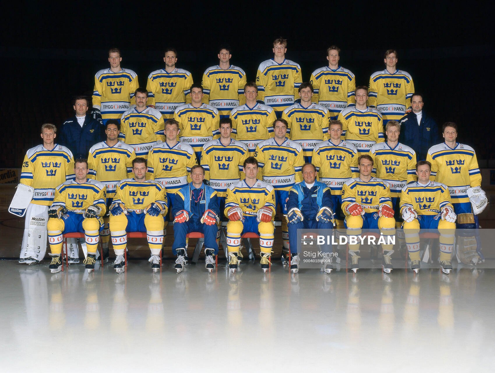 Players and team staff of Sweden pose for a team photo