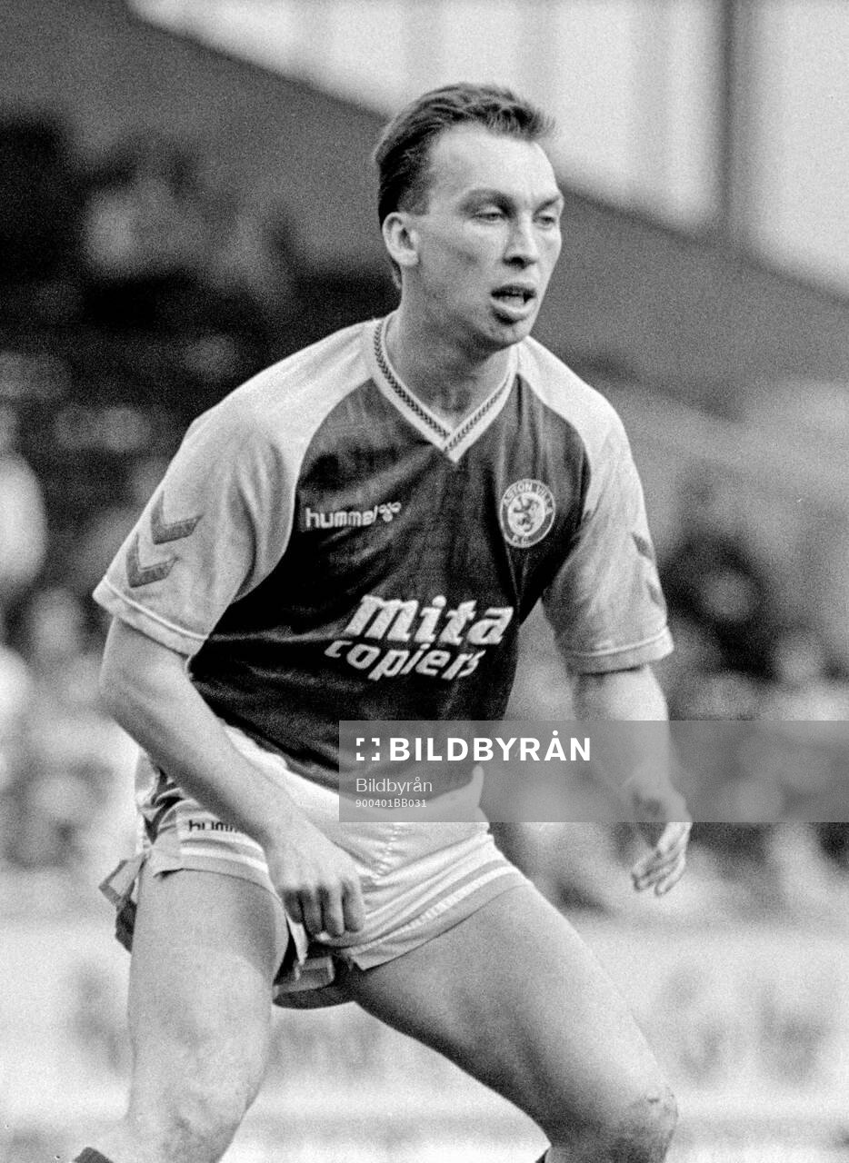 Football, Barclays League Division 1 1989-1990, Aston Villa - Manchester City: Aston Villas David Platt. 