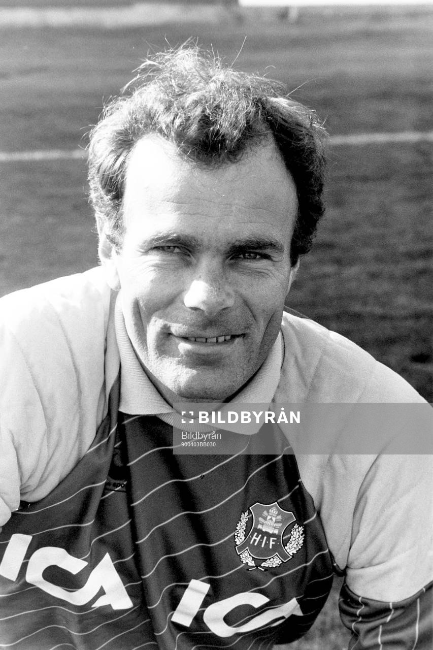 Fotboll, Div 1 Södra, Helsingborg, förhands: Jan Möller, målvakt.