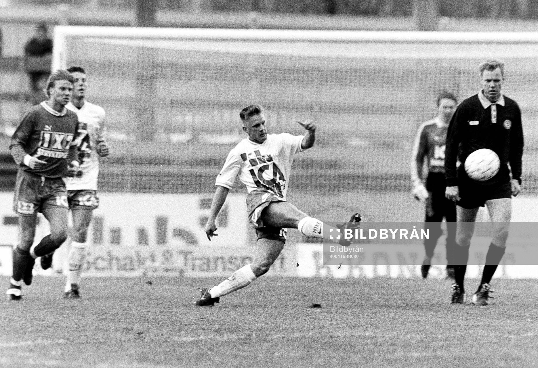 Fotboll, Allsvenskan, Öster - Hammarby, 5-2: Lars Asp, Hammarby.