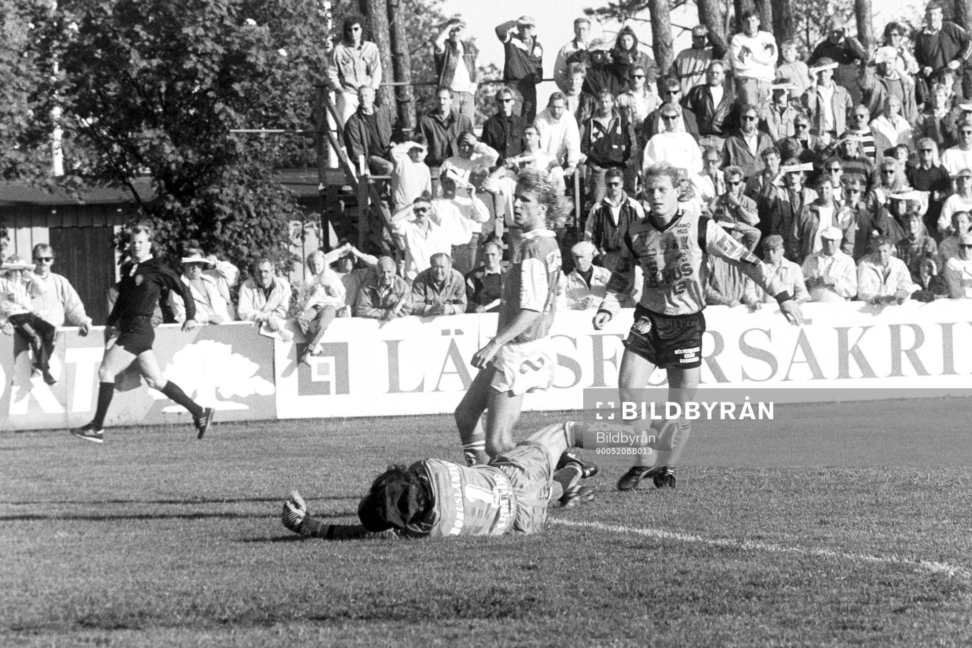 Mikael Holgersson, Mjällby gör 1-0 på Dick Last,