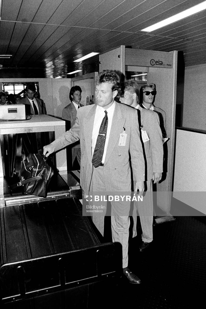 Lars Eriksson på flygplatsen