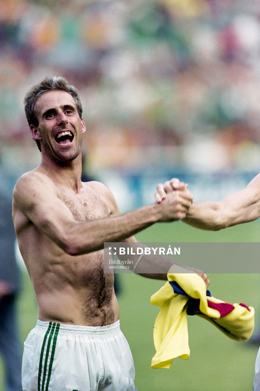 Irlands Mick McCarthy jublar