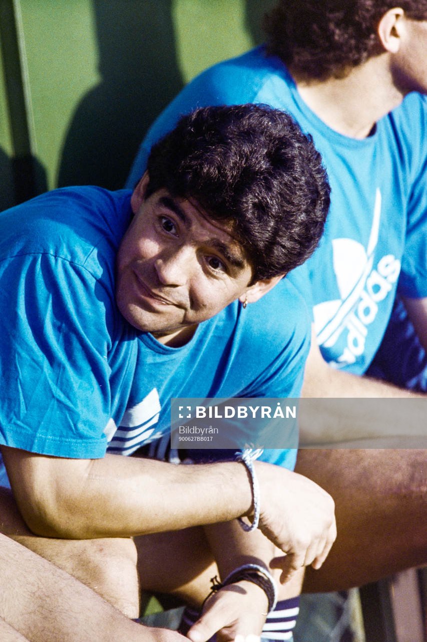 Diego Maradona på träningen