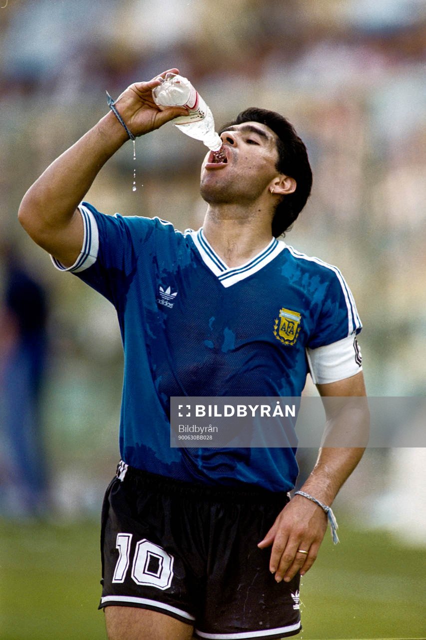  Diego Maradona, Argentina