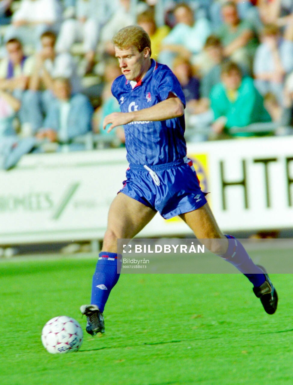 Football, Friendly Training Game 1990, Helsingborg - Chelsea: Chelseas Gordon Durie.