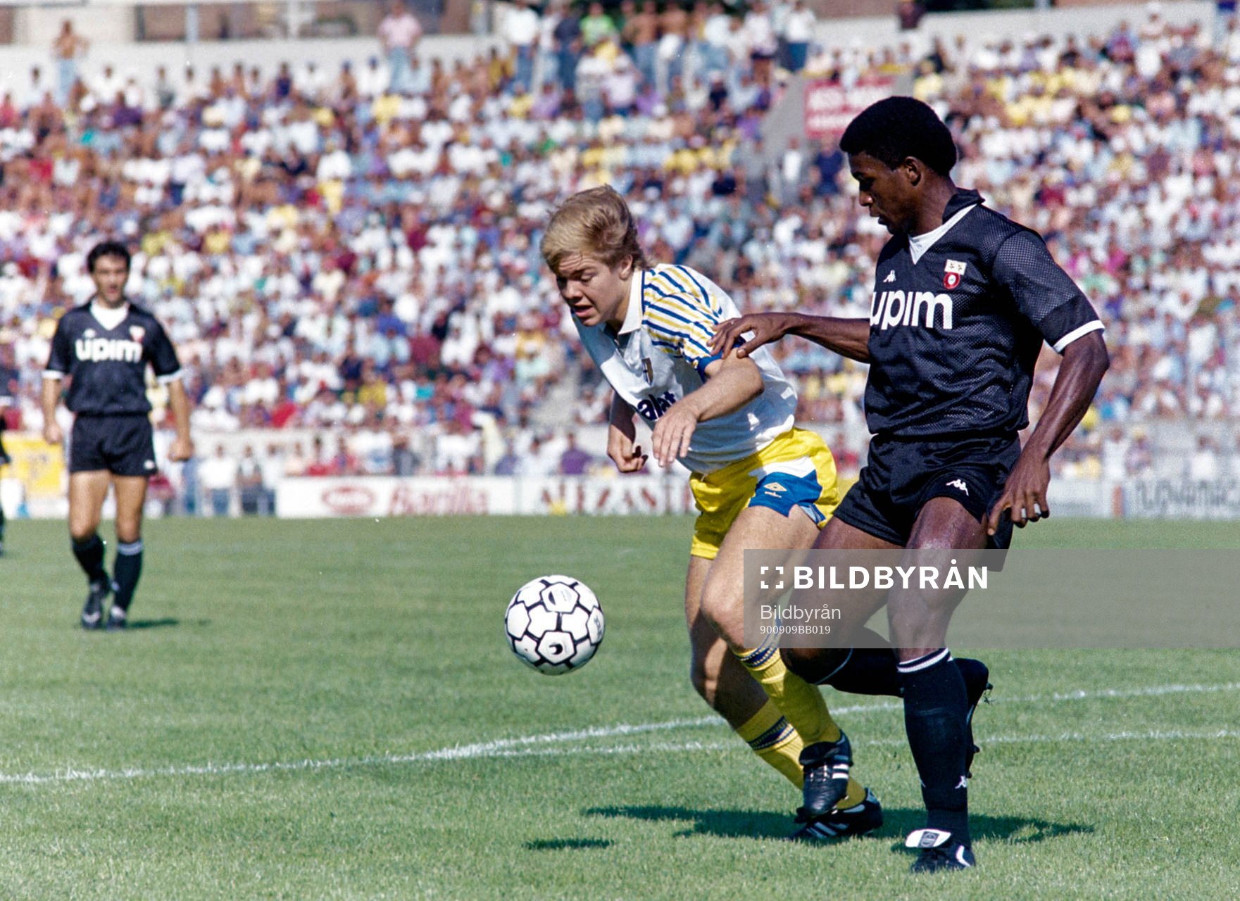 Tomas Brolin, Parma i kamp om bollen