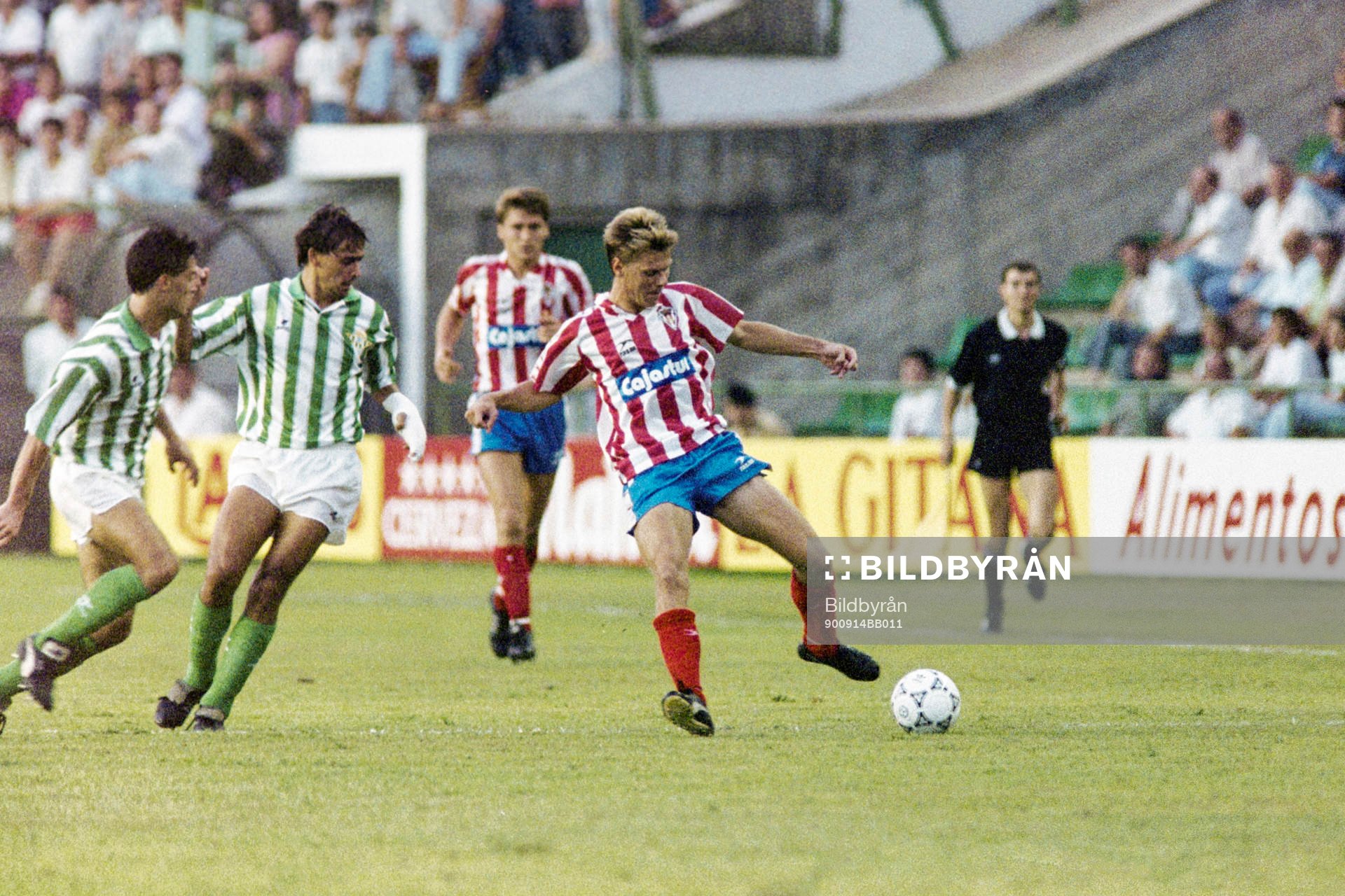 Joakim Nilsson, Sporting Gijon med bollen