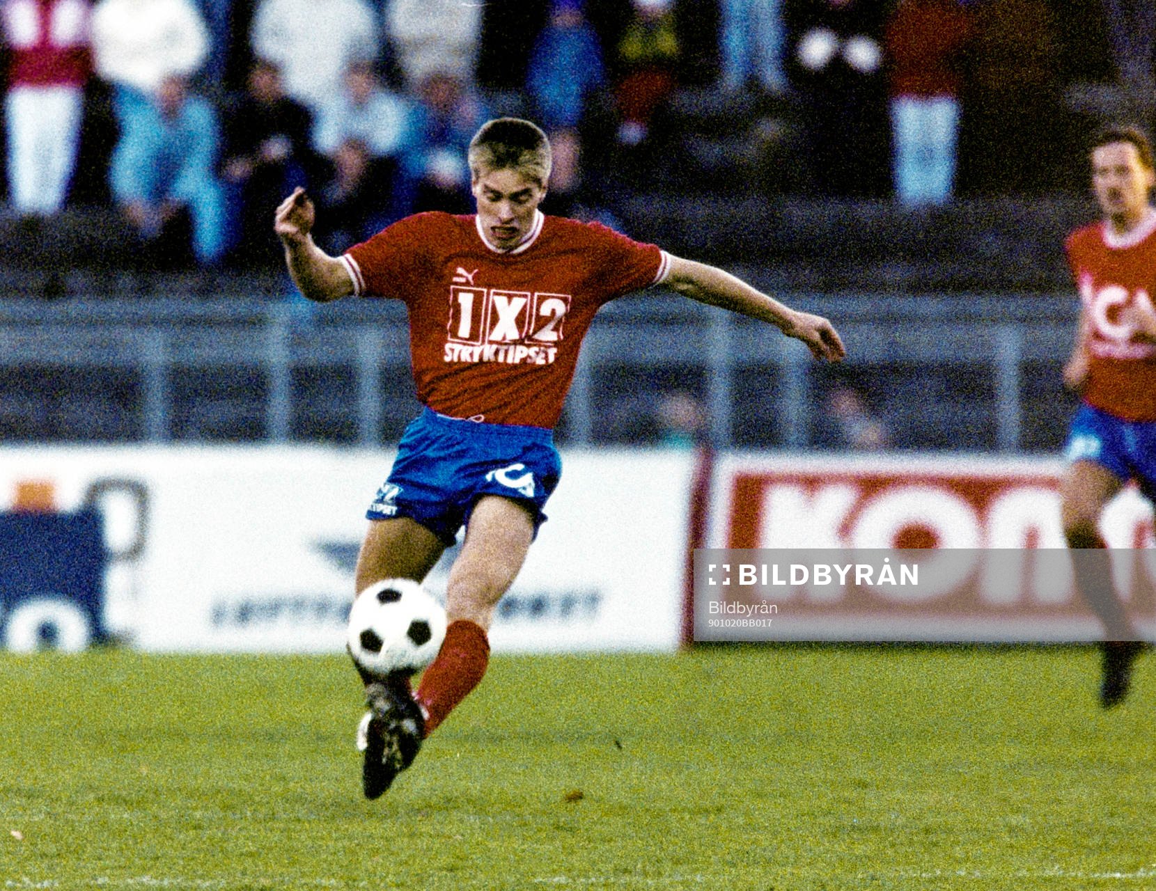 Östers Jan Jansson med bollen