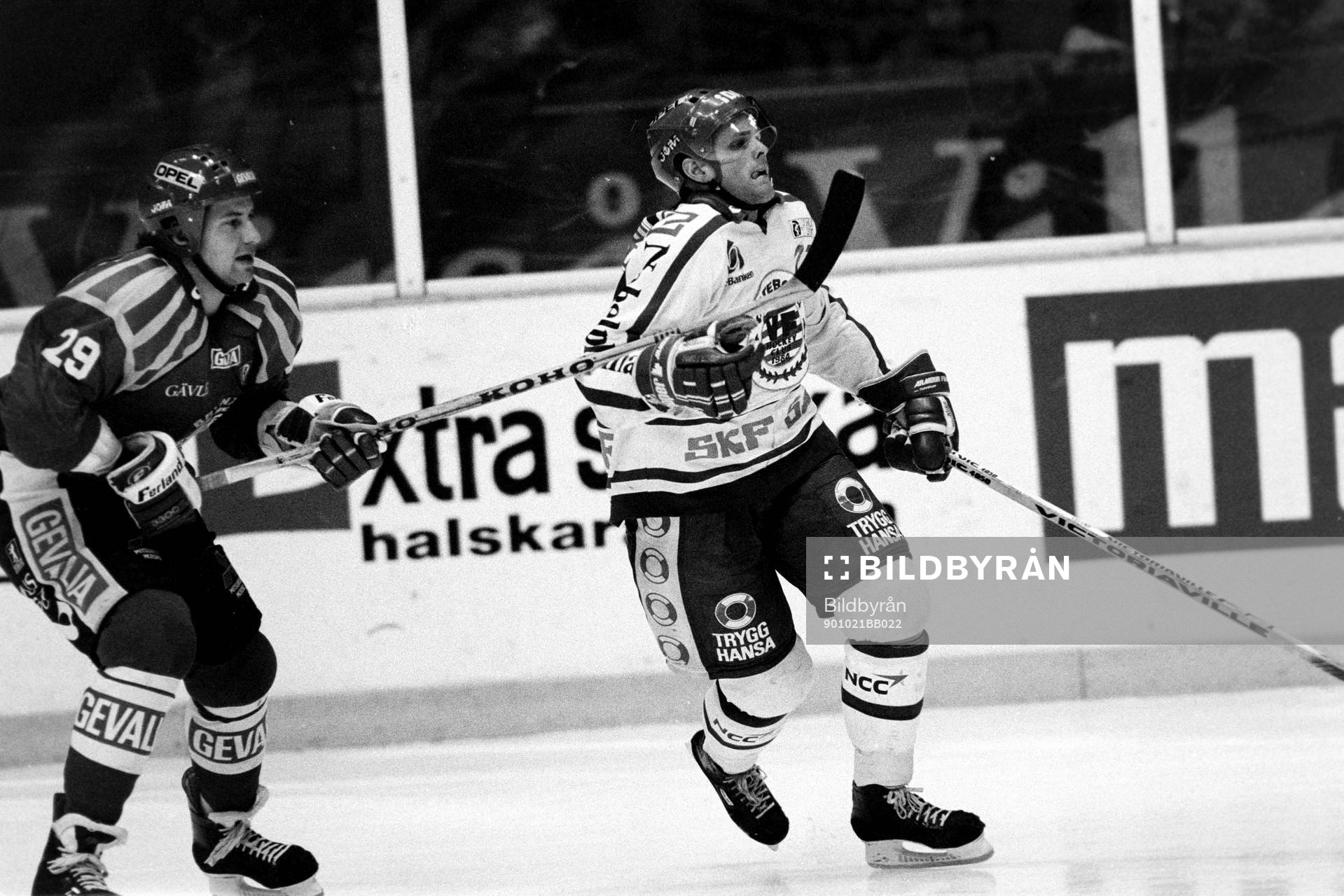 Brad Berry, Brynäs hakar Pär Edlund, Frölunda