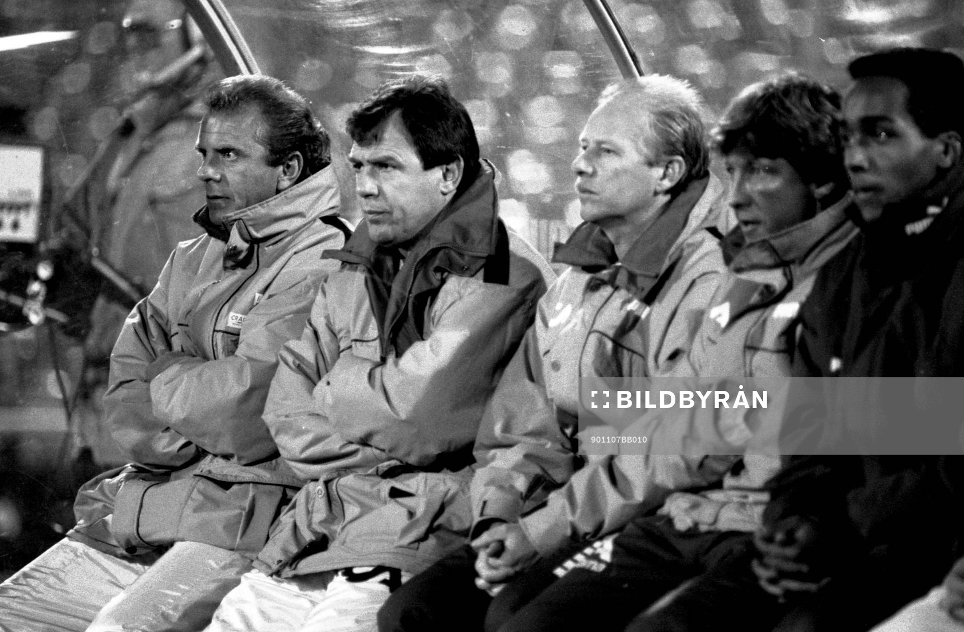 Bob Houghton, tränare och Harry Jönsson, lagledare på