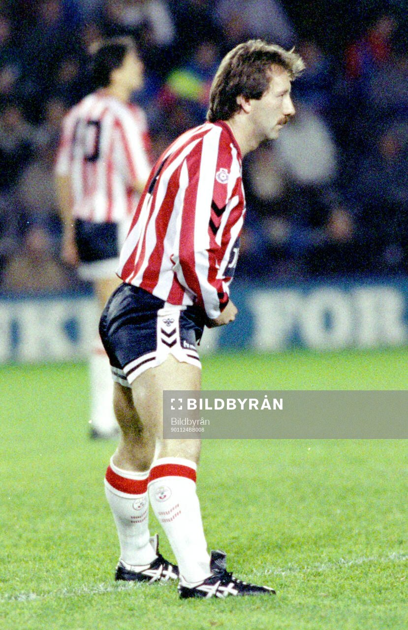 Football, Barclays League Division 1, England 1990-1991, Southampton - Crystal Palace: Southamptons Jimmy Case.