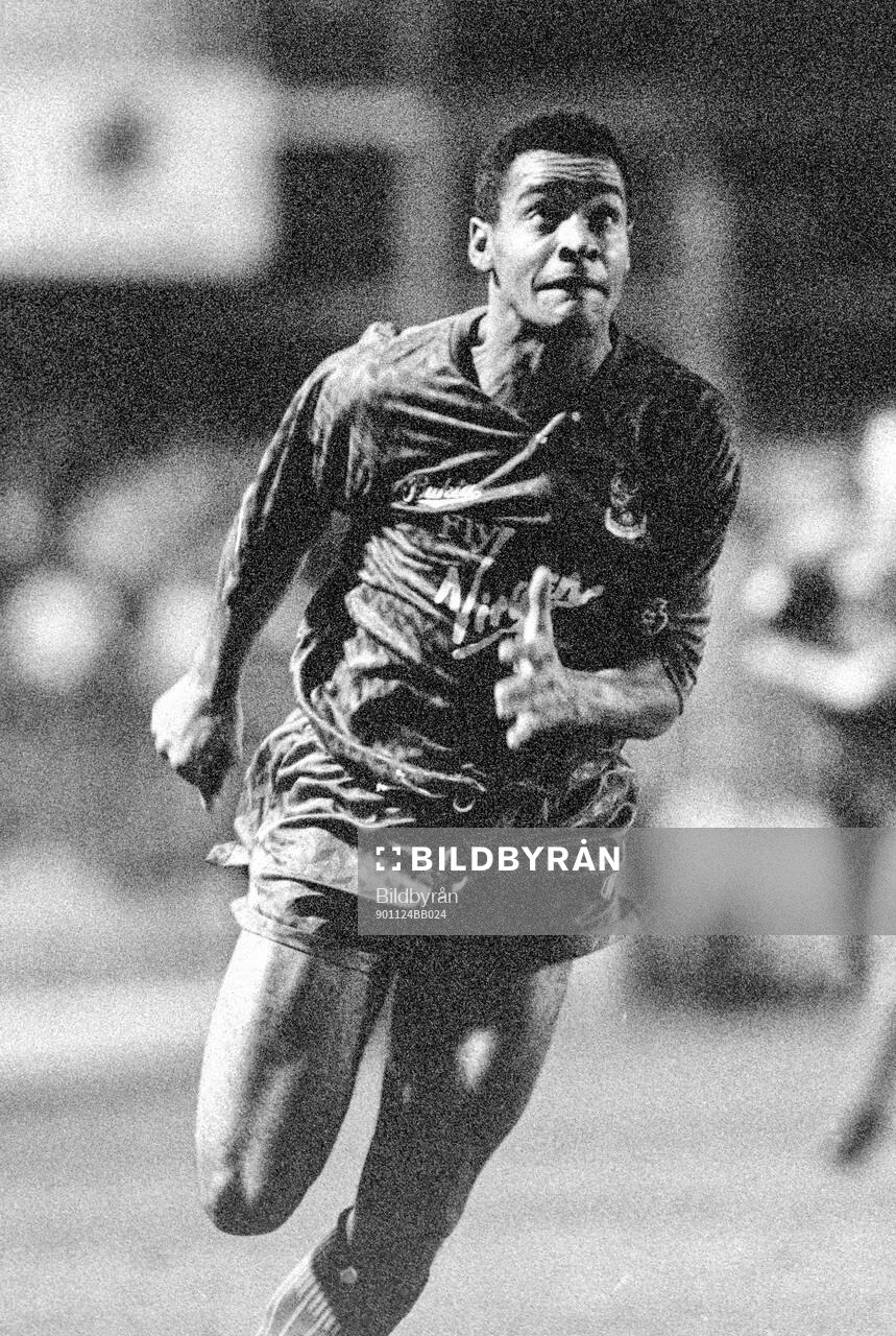 Football, Barclays League Division 1, England 1990-1991, Southampton - Crystal Palace: Mark Bright of Crystal Palace.
