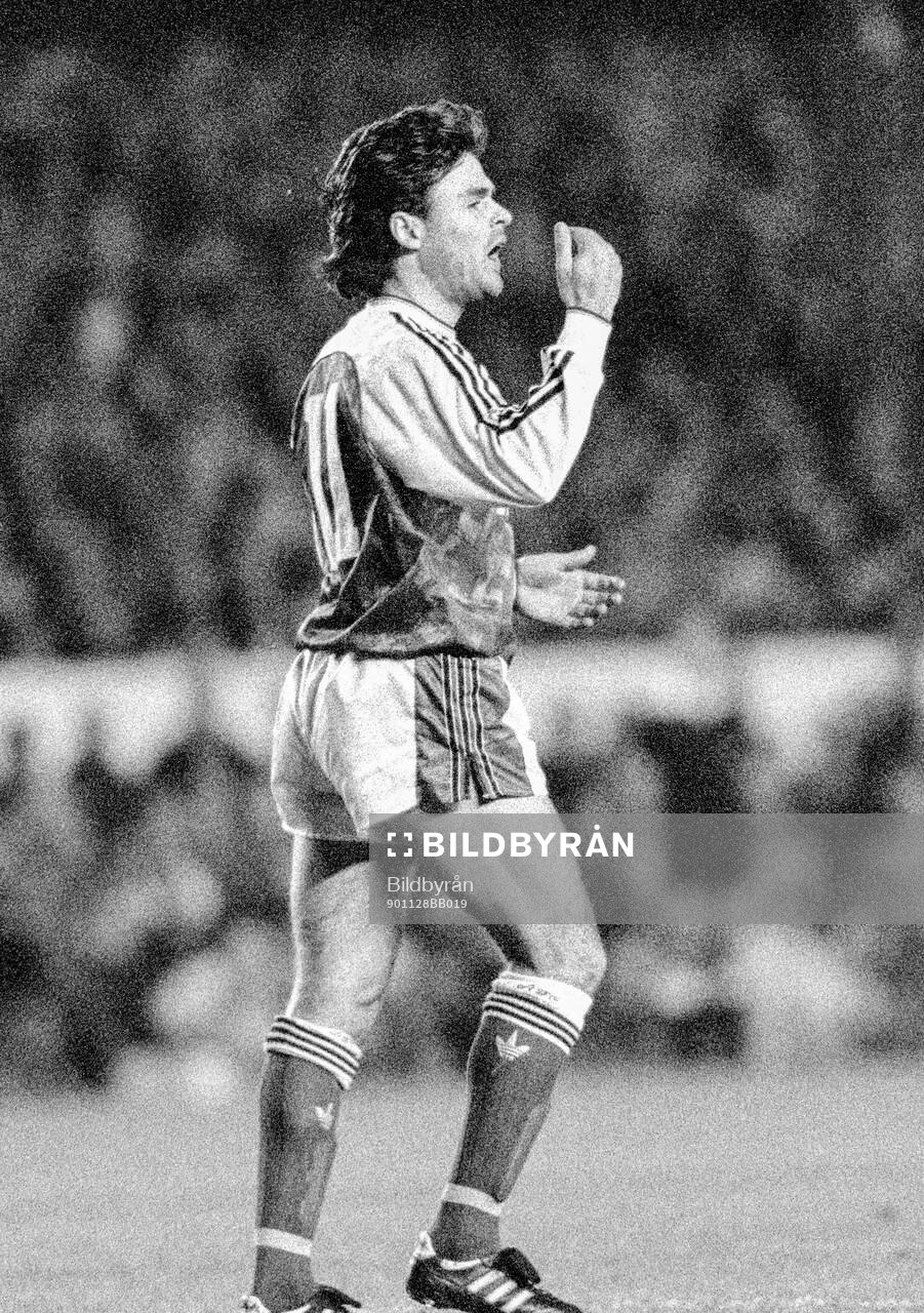 Football, English League Cup 1990-1991, Round of 16,