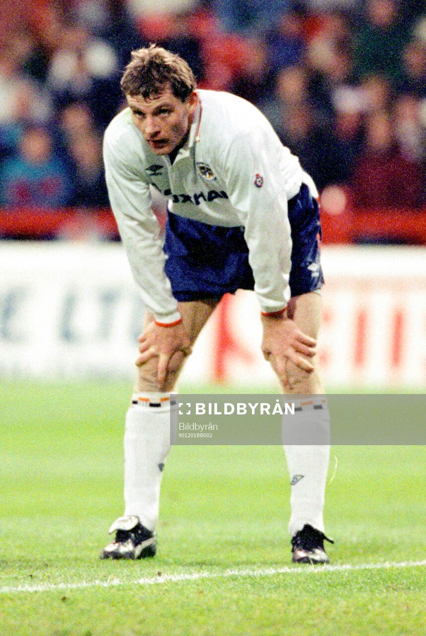 Football, Barclays League Division 1, England 1990-1991, Nottingham Forest - Luton: Lutons Lars Elstrup. 