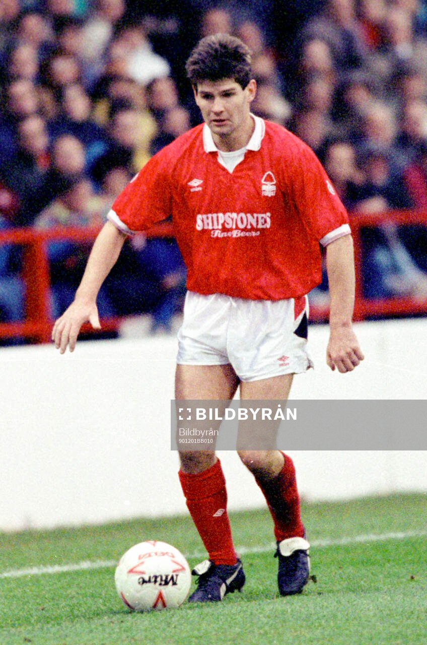 Football, Barclays League Division 1, England 1990-1991, Nottingham Forest - Luton: Nottinghams Brian Laws.