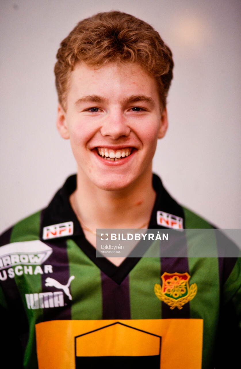Fotboll, Allsvenskan, Gais, Förhands: Dieter Nilsson.