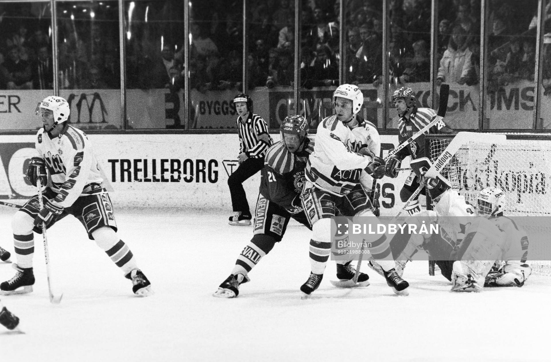 Peter Eriksson, Brynäs framför malmös målvakt Roger