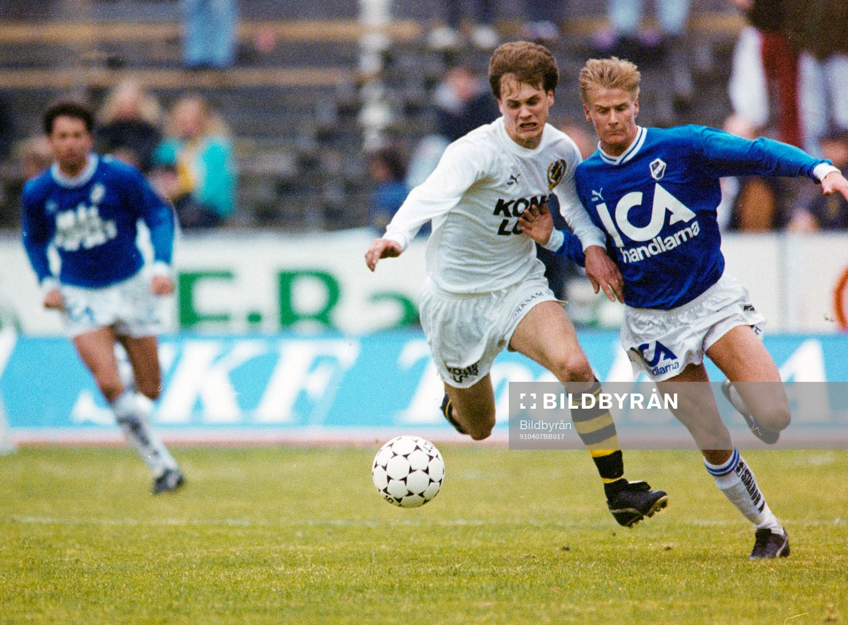 Gary Sundgren, AIK i kamp om bollen