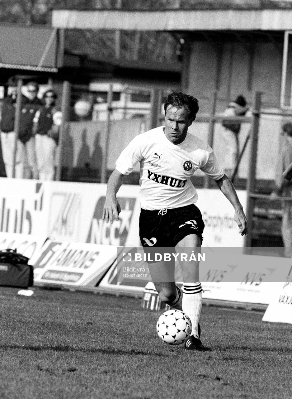 Hans Holmqvist, Örebro med bollen