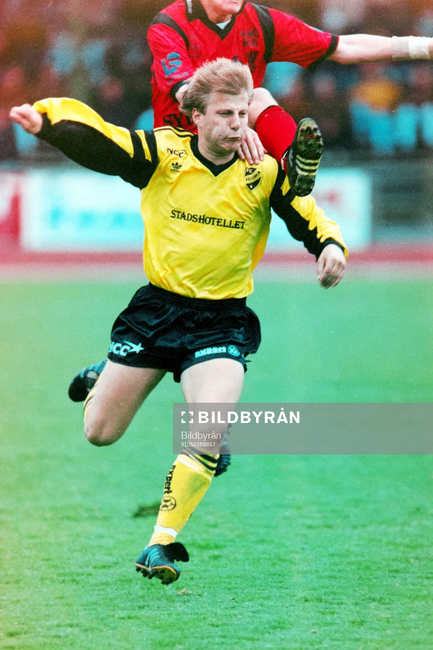 Fotboll, Div 2 Södra Götaland, IFK Hässleholm - Mjällby, 1-1: Håkan Andersson, Hässleholm.