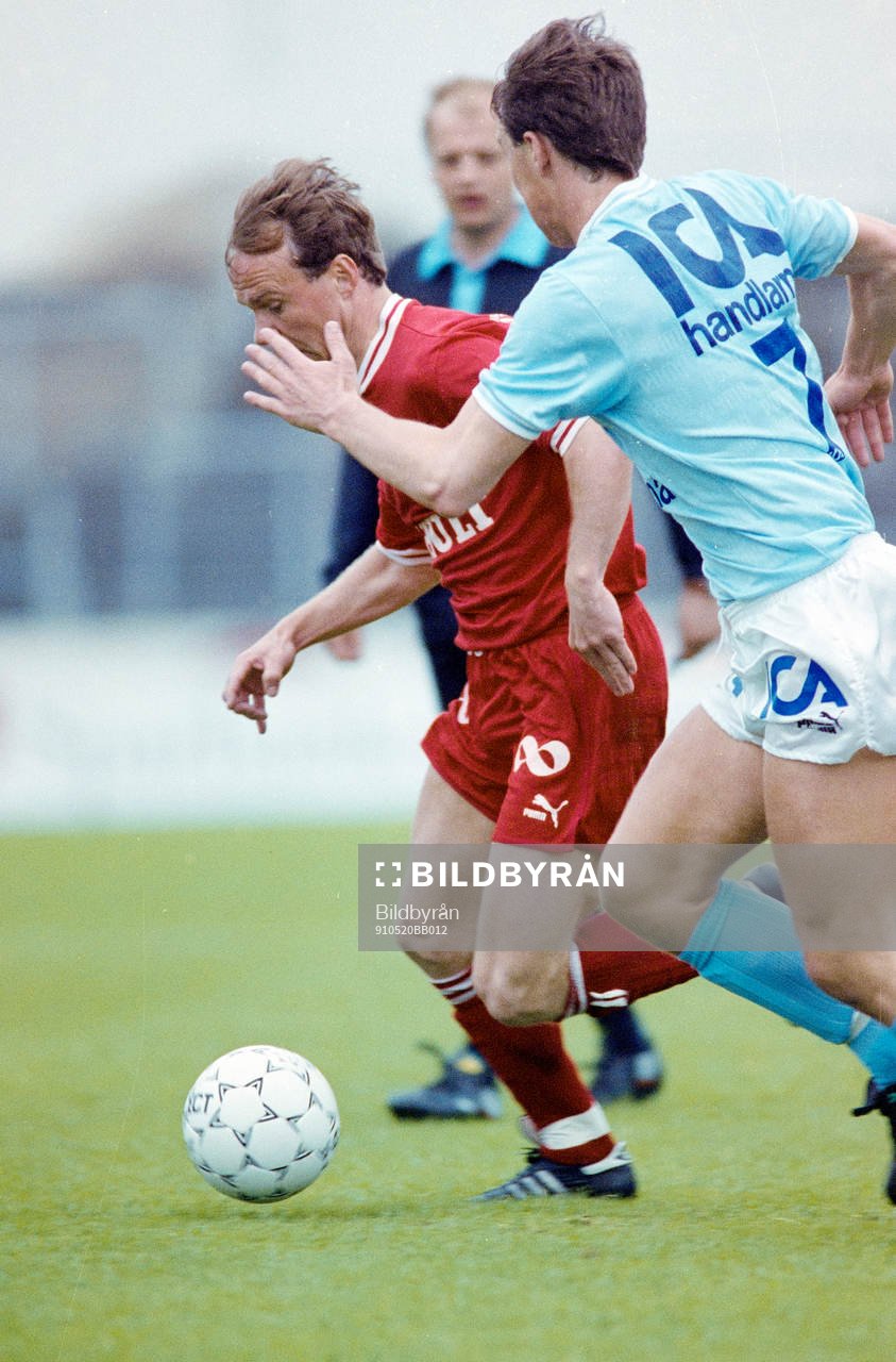 Hans Holmqvist, Örebro med bollen