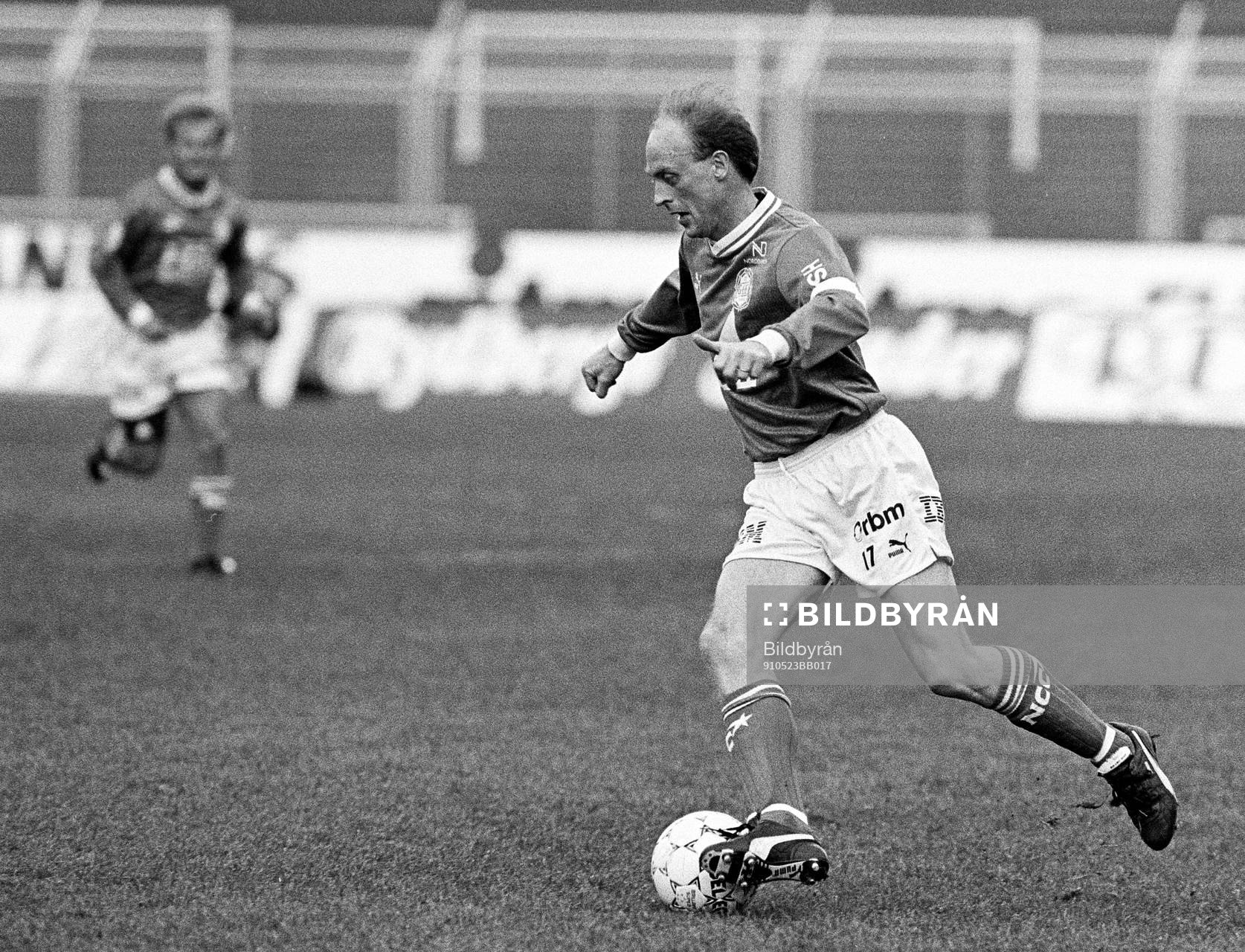 Gunnar Samuelsson, Sundsvall med bollen