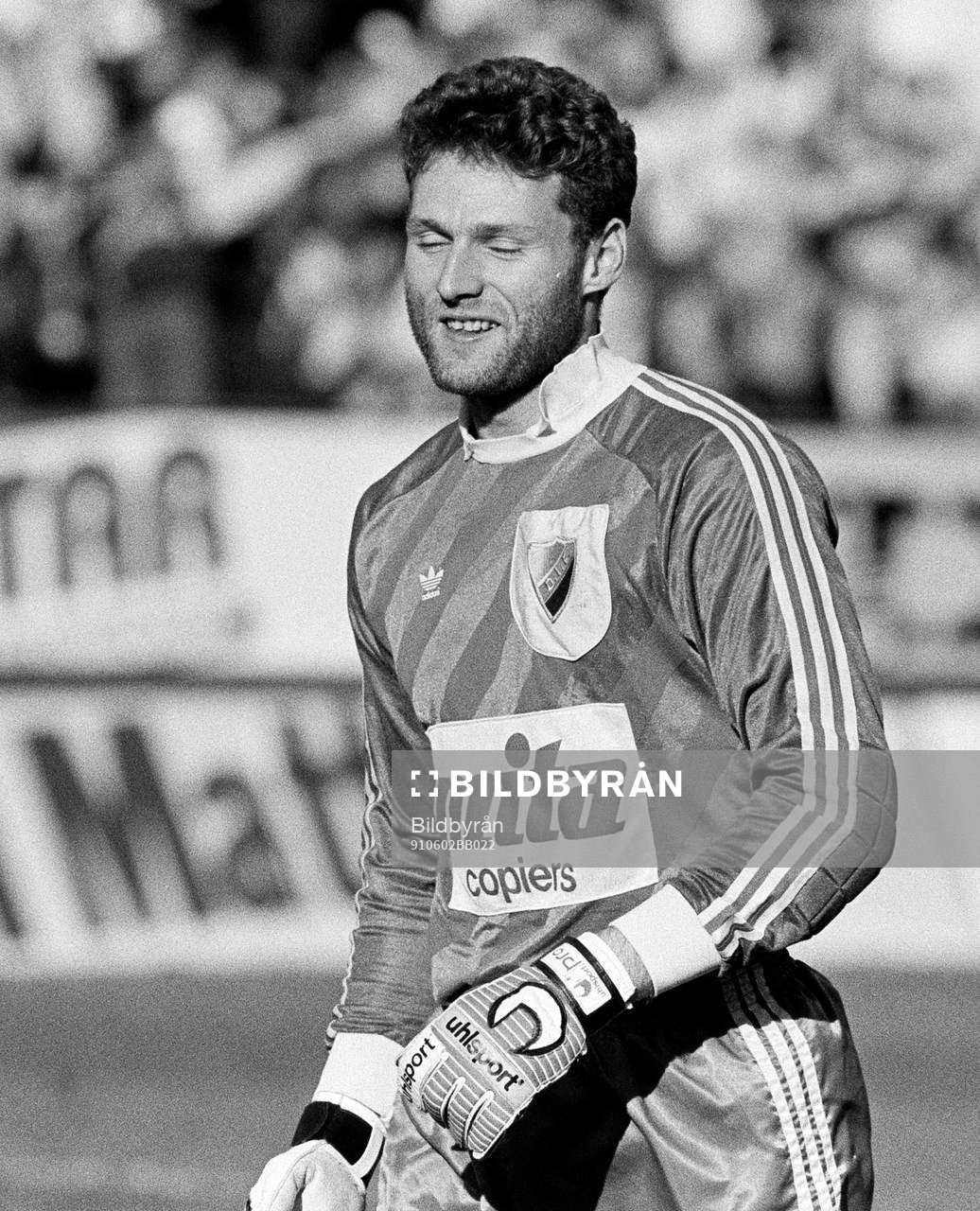 Kjell Frisk, målvakt i Djurgården jublar