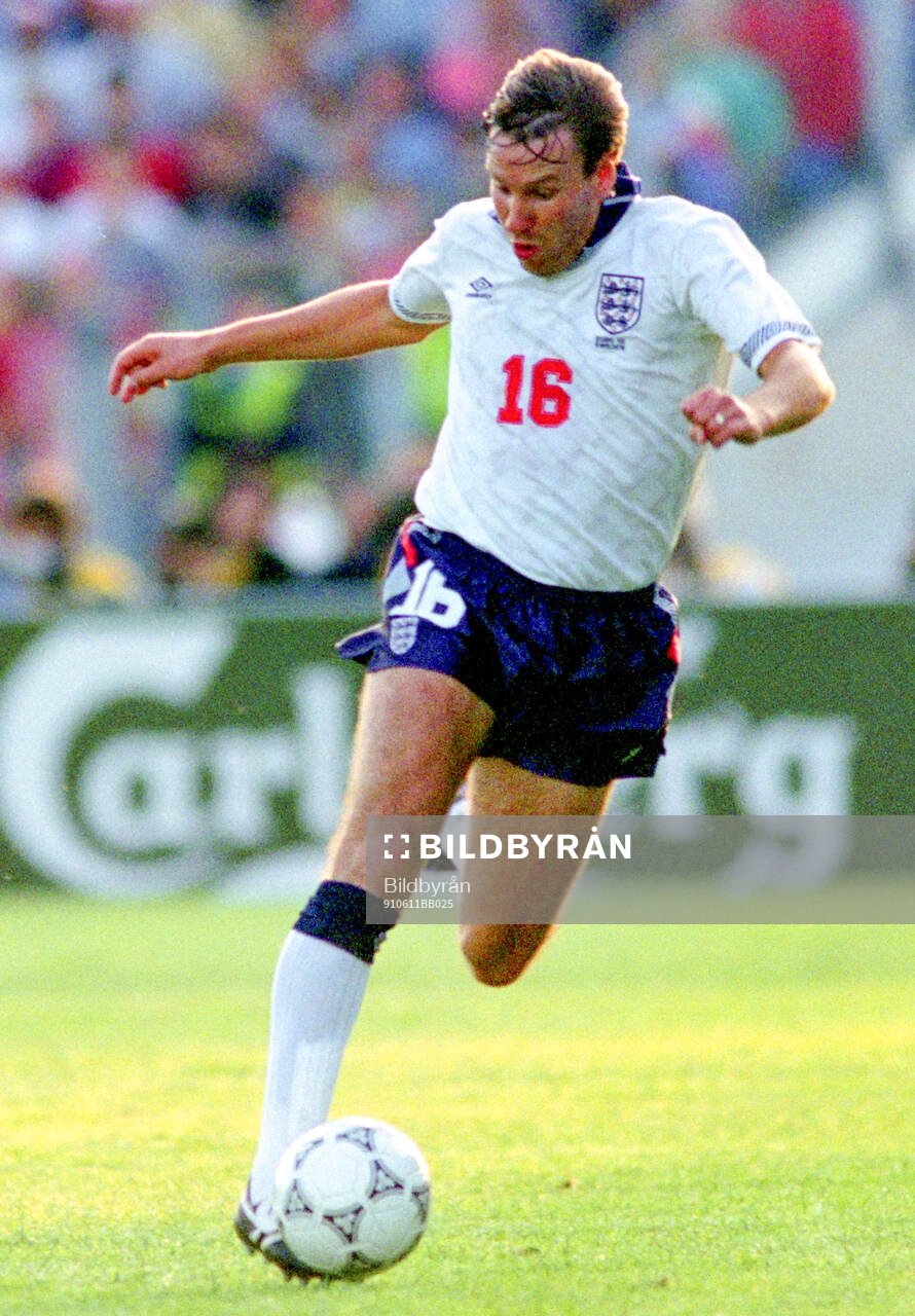 Englands Paul Merson